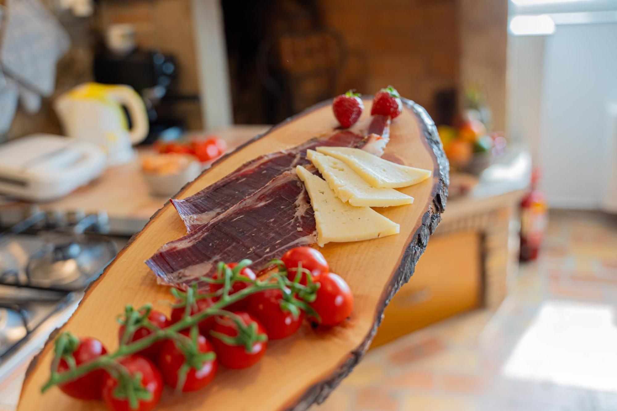 Holiday Home Belveder Motovun With Heated Pool Livade Екстер'єр фото