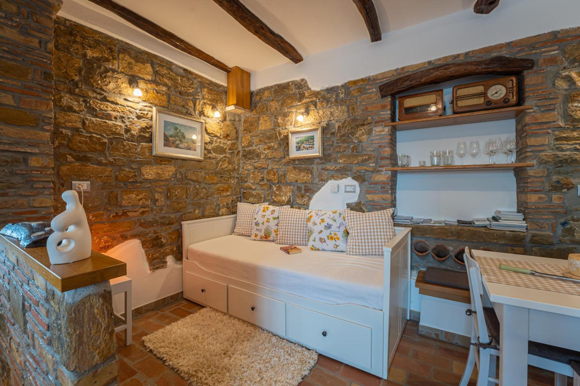 Holiday Home Belveder Motovun With Heated Pool Livade Екстер'єр фото