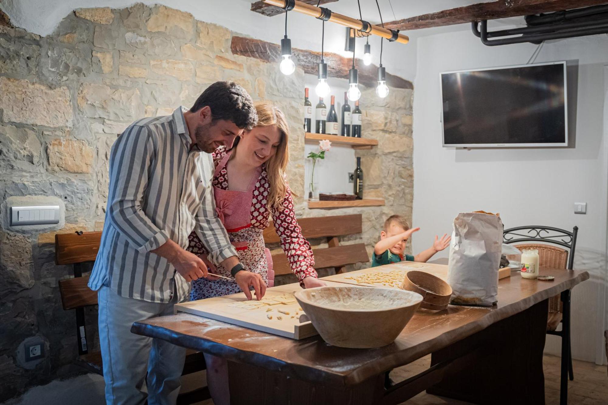 Holiday Home Belveder Motovun With Heated Pool Livade Екстер'єр фото